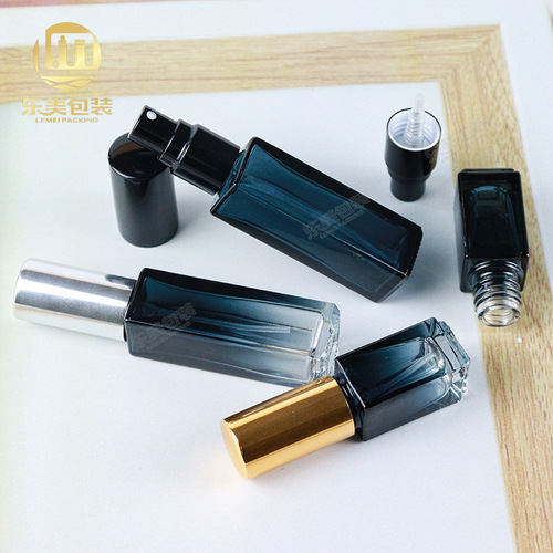 Square bottle perfume bottle 3ml10ml essential oil bottle perfume bottle gradient glass thick bottom spray bottle wholesale