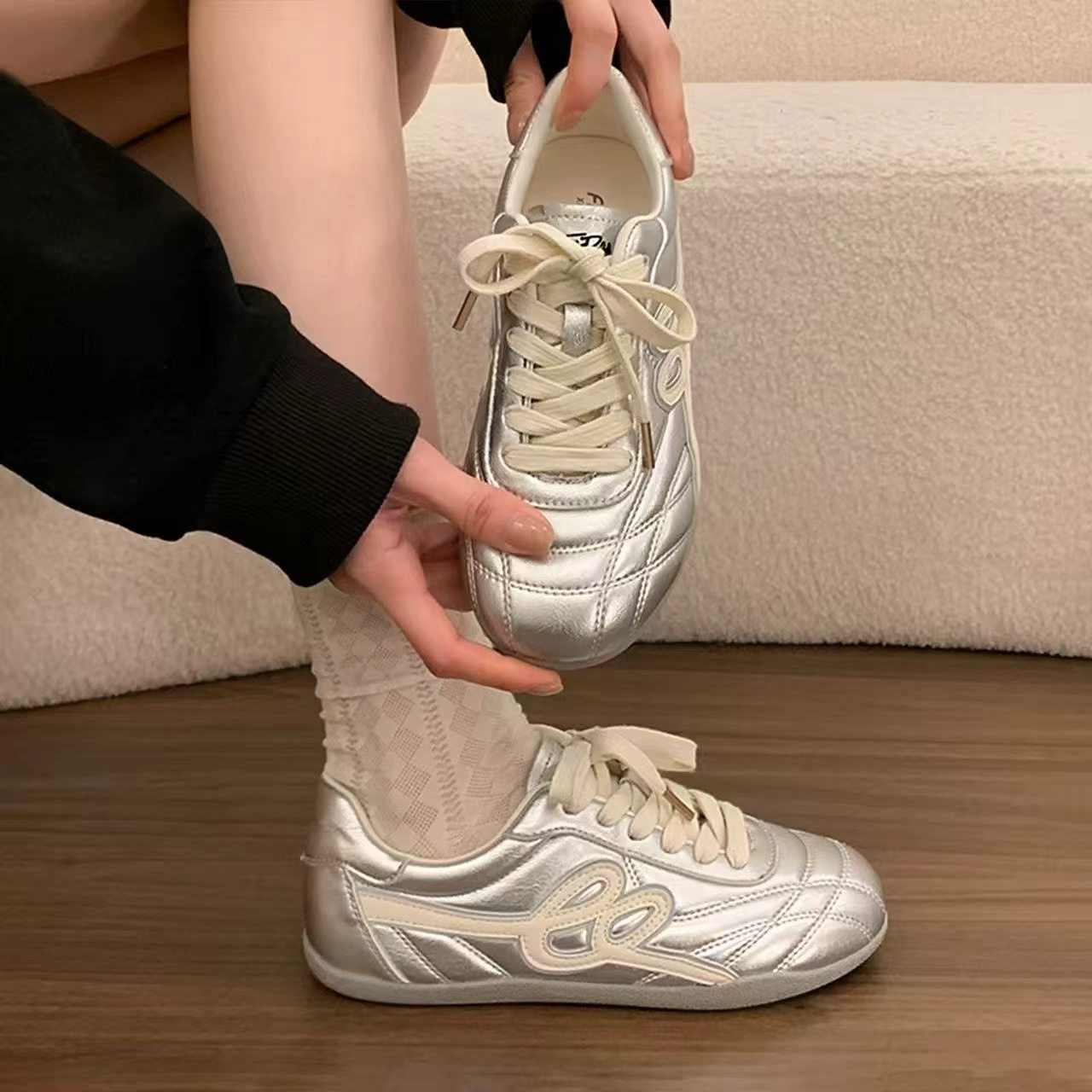 Zapatos de entrenamiento alemán retro de fondo plano versátil para mujeres primavera de 2026 nuevos zapatos deportivos de estudiantes feos y lindos zapatos casuales Gump
