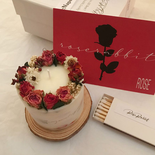 Dried rose flower scented candle birthday gift niche fragrance gift box set good-looking and high-looking wedding souvenir
