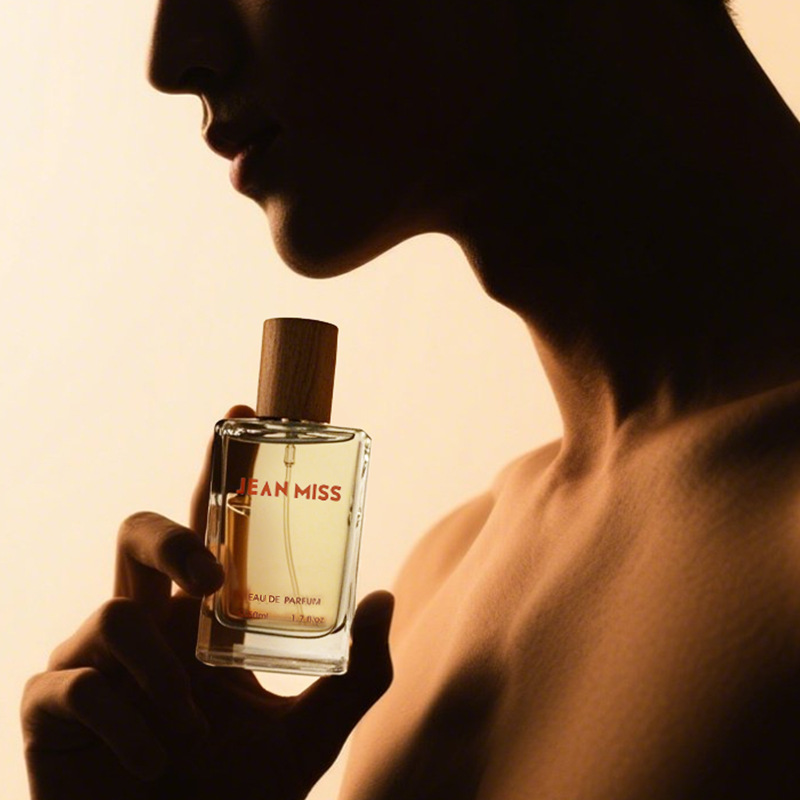 Men's Perfume Earthy Woody Scent High End Fashion Men's Fragrance Vietnamese Perfume_voghion.com