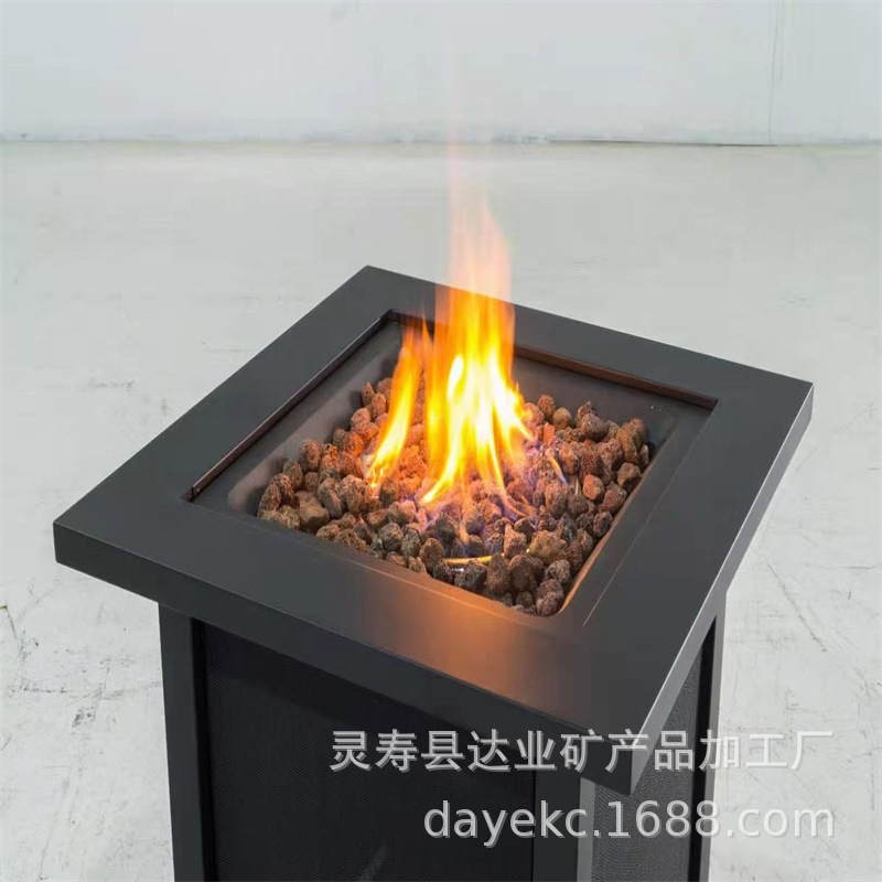 厂家供应高温烧制火炉烤肠火山石 烧烤火炉火盆用防爆裂火山岩