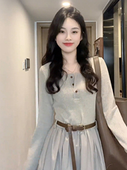 2025早秋新款法式时尚气质显瘦长袖连衣裙女设计感小众拼接长裙子