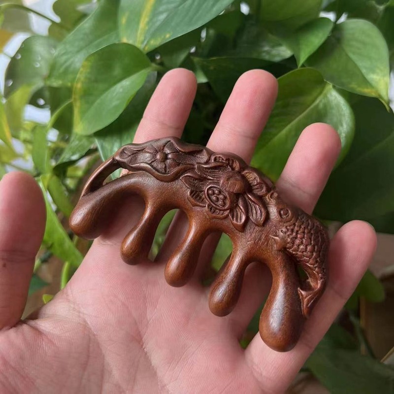 金丝檀木莲花鱼木梳厂家批发经络梳现货加厚木质按摩梳|undefined