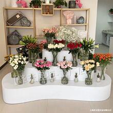 �Ѝuչʾ̨Ь���r����Ů�b�����ˮ̨녶��̨Ь���Ʒ��Й��ų