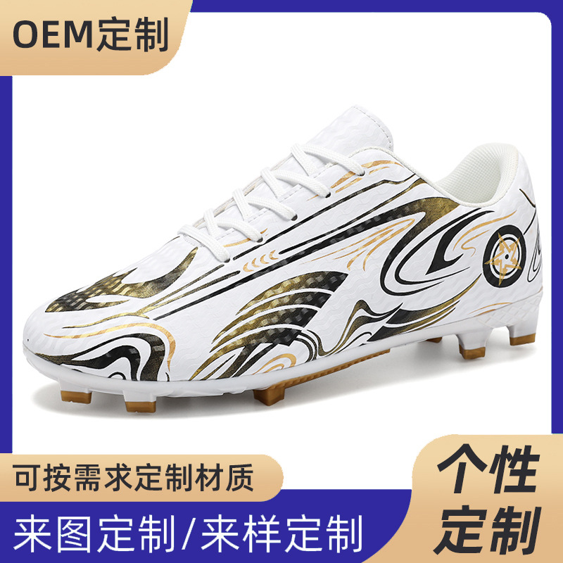 Customizado nuevo anti-deslizante zapatos de fútbol de clavos para hombres adultos zapatos de entrenamiento de entrenamiento de deportes de clavos bajos zapatos deportivos juveniles