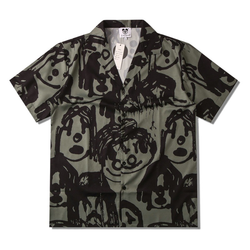 Una pieza de entrega pareja de hombres graffiti juvenil Avatar Impresión digital marca de moda verano solapa suelta camisa de manga corta