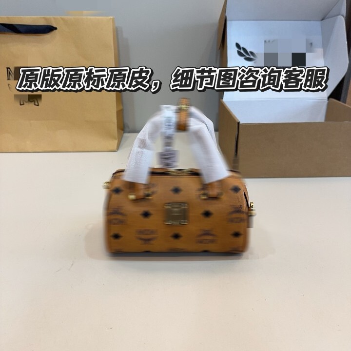 2025 Fashion Mc Boston High-End Pillow Bag Mini Old Color European and American Fashion Versatile Single Shoulder Strap Crossbody 2025 Fashion Mc Boston High-End Pillow Bag Mini Old Color European and American Fashion Versatile Single Shoulder Strap Crossbody
