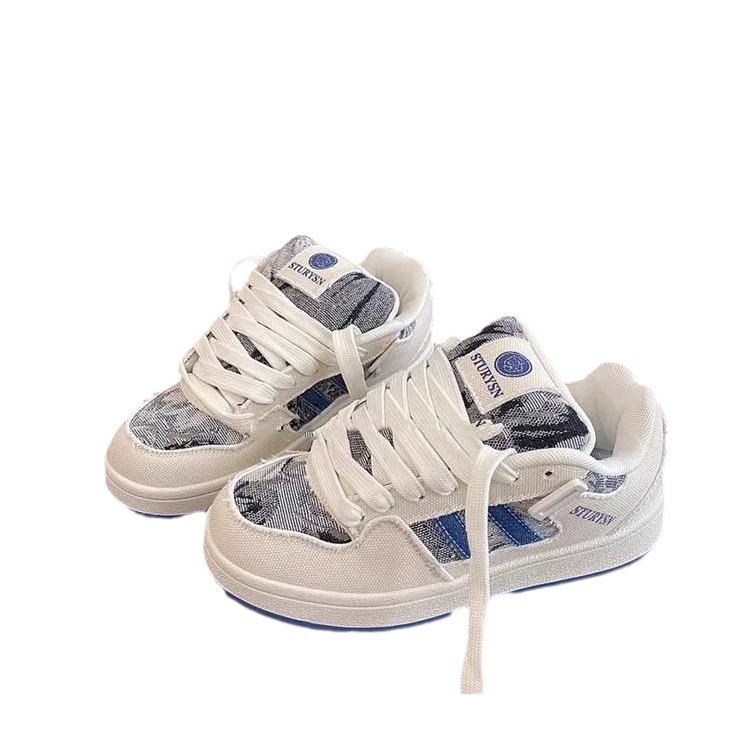 Jeans estilo de Hong Kong sensación de diseño de zapatos de pan para mujeres in tide 2024 otoño nuevo estilo versátil fiesta estudiantil zapatos casuales