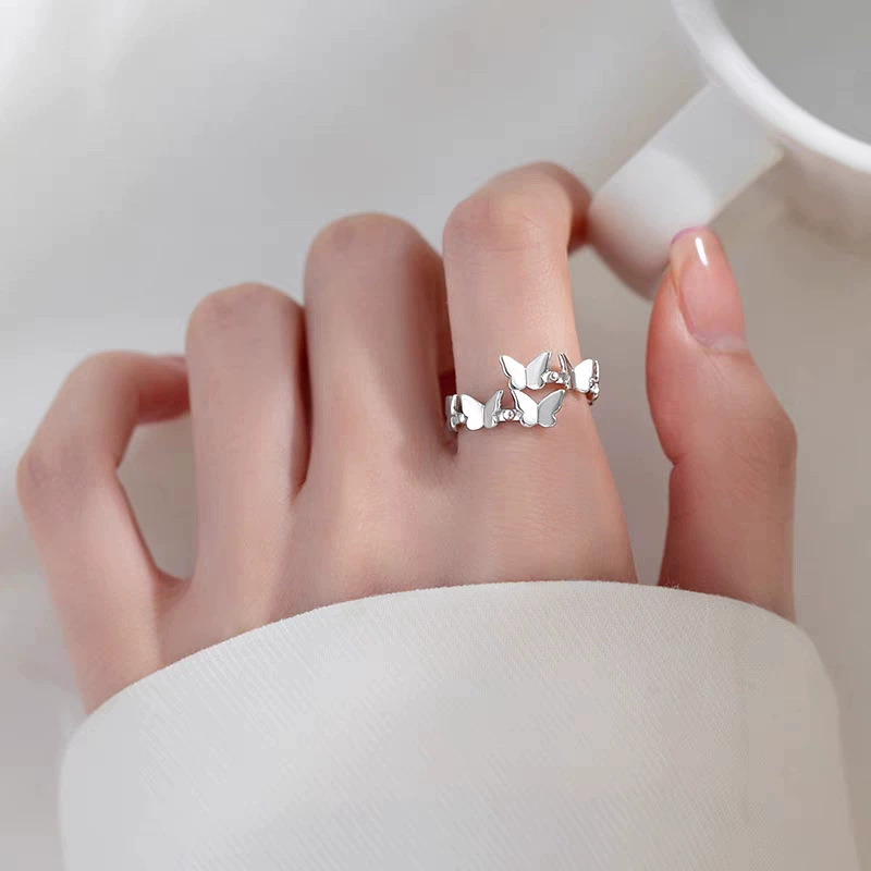 韓国版の不規則な925スターリングシルバーの女性用多用途リング、ニッチなインスタイルのデザイン、色あせしない組み合わせリング