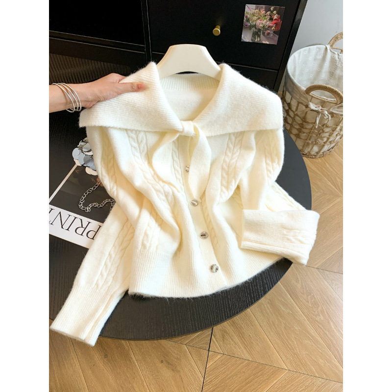 Gentle style, doll-collar, bow-tie detail, knitted sweater for women, white, versatile, fashionable, slimming top, trendy