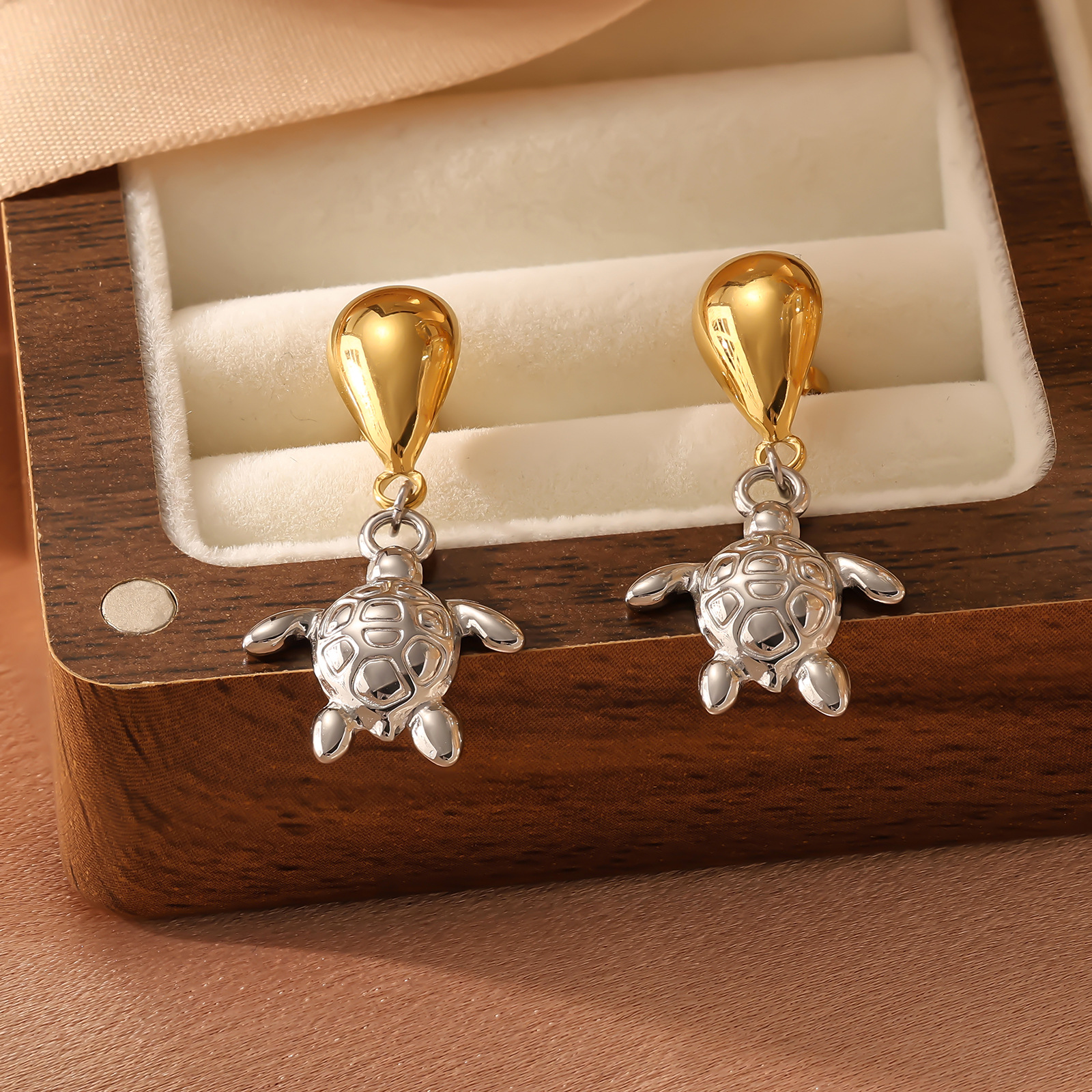 8g Weight Titanium Steel Ear Needle Material Drop Earrings Classification 1 Pair Quantity Holiday, Daily Occasion Titanium Steel Material Starfish Pattern All Seasons Season Women's Gender Plating Design Vacation, Classic Style Style 1 Pair Vacation Classic Style Starfish Plating Titanium Steel Drop Earrings 5