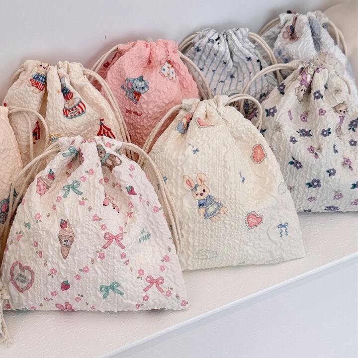 48151 Cute Cartoon Drawstring Drawstring Pocket Student Storage Bag Lipstick Cosmetic Bag Portable Washes Three-piece Set for Women 48151 Cute Cartoon Drawstring Drawstring Pocket Student Storage Bag Lipstick Cosmetic Bag Portable Washes Three-piece Set for Women