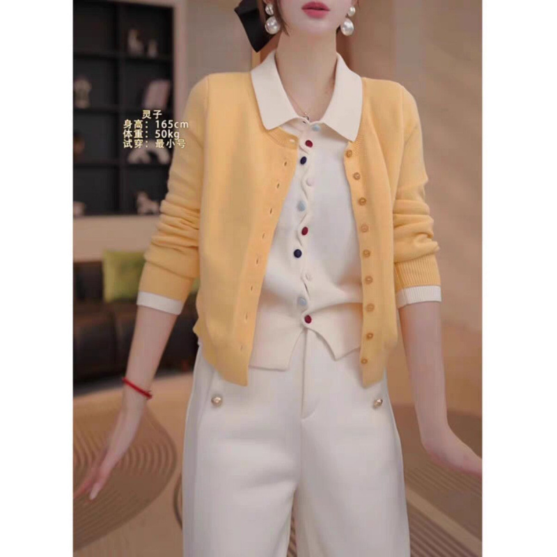 2025 primavera y otoño nuevas damas falsas dos piezas de camisa de punto cardigan de color botón solapa interior con suéter suelto