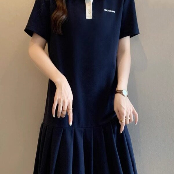 Navy Blue Polo Collar Straight Shoulder Dress 2026 Summer New Plus Size College Style Mid-Length Pleated Skirt