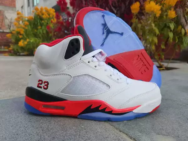 AJ5-white red