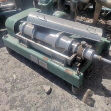 购销泥沙卧螺离心机 固液分离卧螺离心机 煤焦油沉降离心设备回收