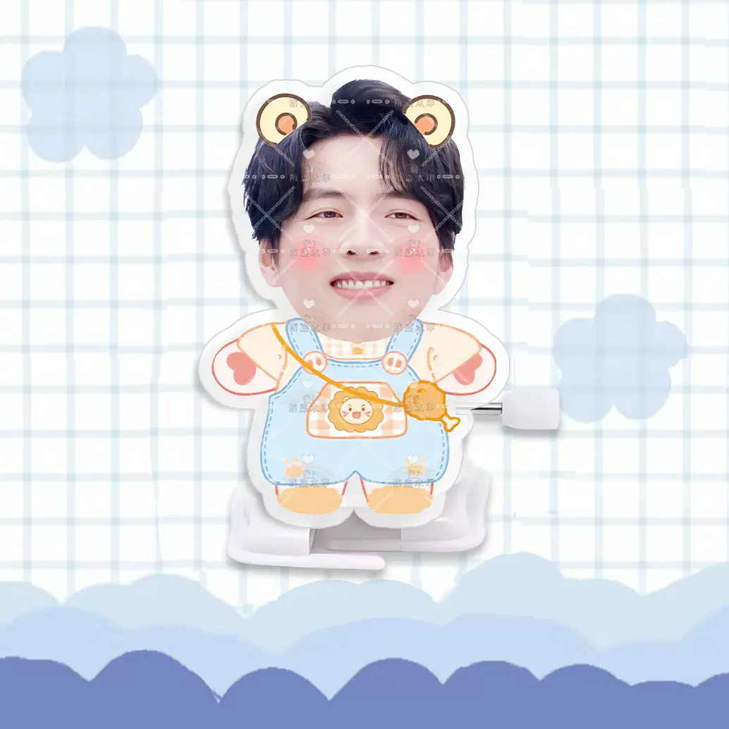 蒲熠星会走路的亚克力发条机器人摆件明星物料周边来图