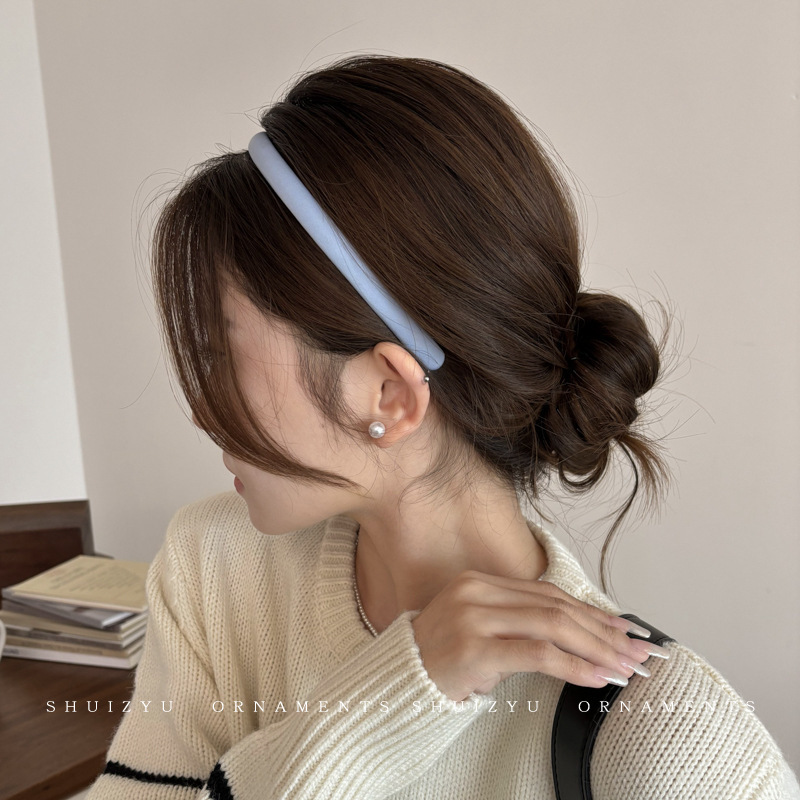 Primavera pequeña diadema fresca para mujer 2025 celebridad de Internet nuevo estilo salvaje fuera de estilo coreano horquilla de cabello prensado diadema accesorios para la cabeza