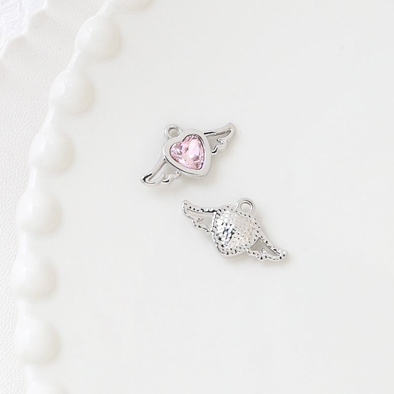 4g Weight Pendant Jewelry Making Type DIY Jewelry Accessories Classification 1 Piece Quantity Alloy Material Heart Shape, Rose Pattern Plating Design Simple Style, Classic Style Style 1 Piece Alloy Heart Shape Rose Pendant 7