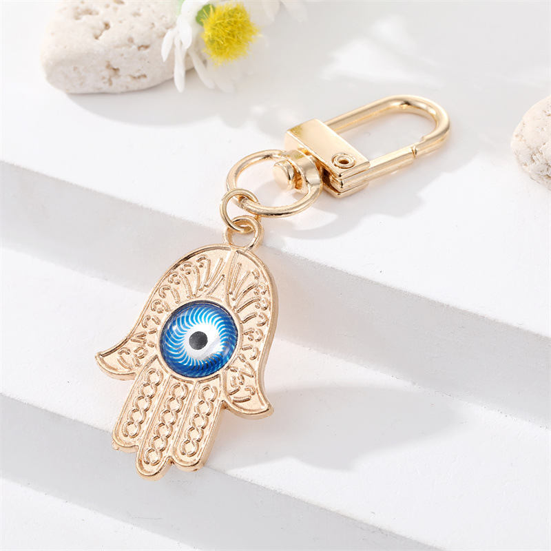 Fashion Drill Alloy Patch Blue Eyes Keychain Hand Of Fatima Devil's Eye Pendant display picture 4