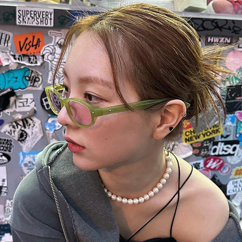 2023 nuevo de alta calidad europea y americana pequeño marco oval mi personalidad hip hop moda todo-juego gafas de sol