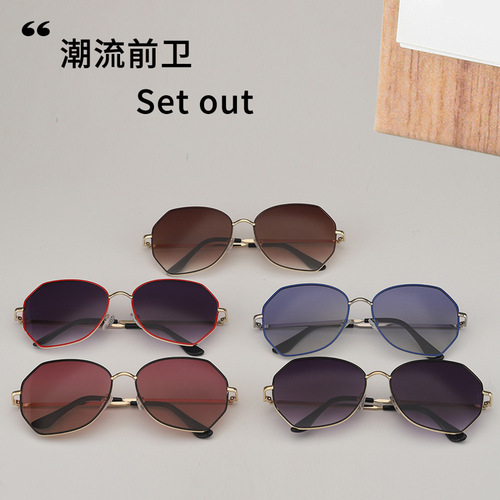 2024 New Women's Fashion Sunglasses Korean Style Trendy UV Protection Sunglasses Summer and Autumn Sunglasses