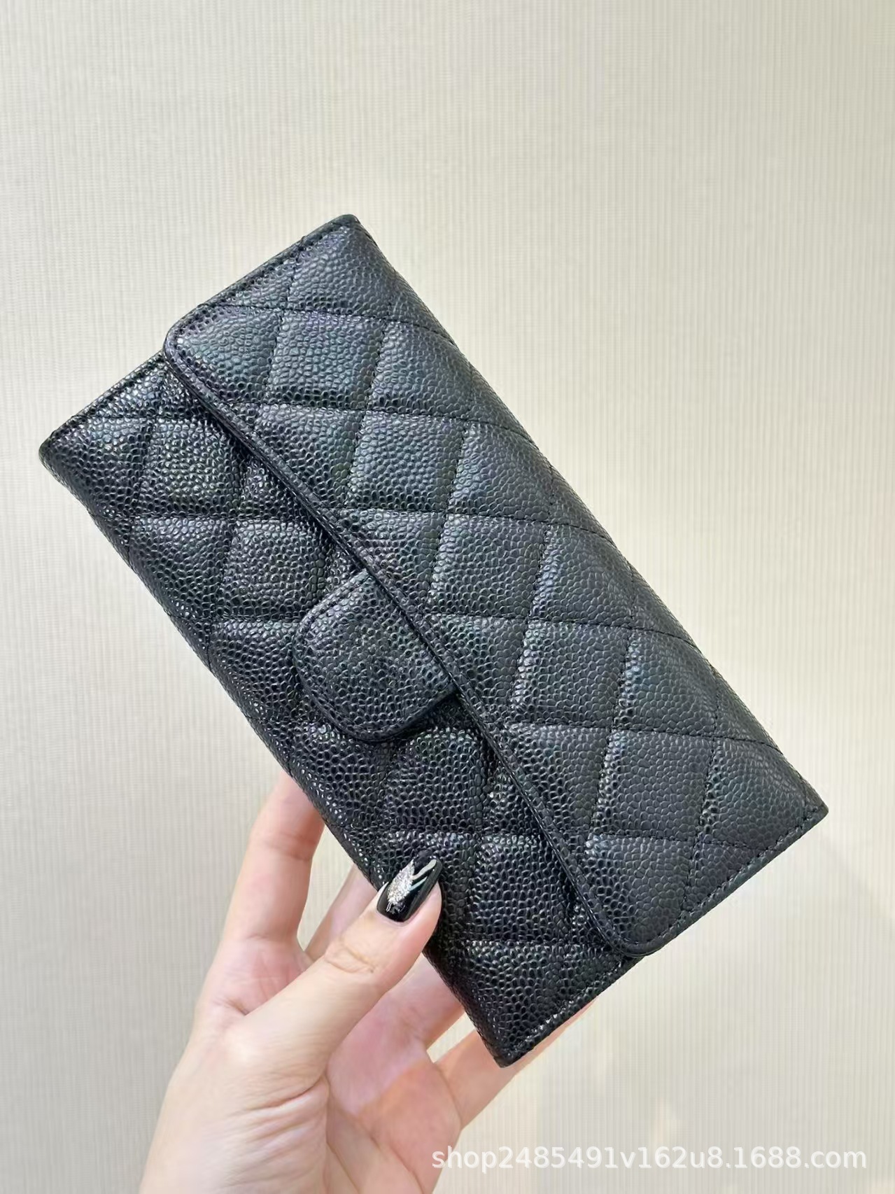 블랙 캐비어 실버 버클