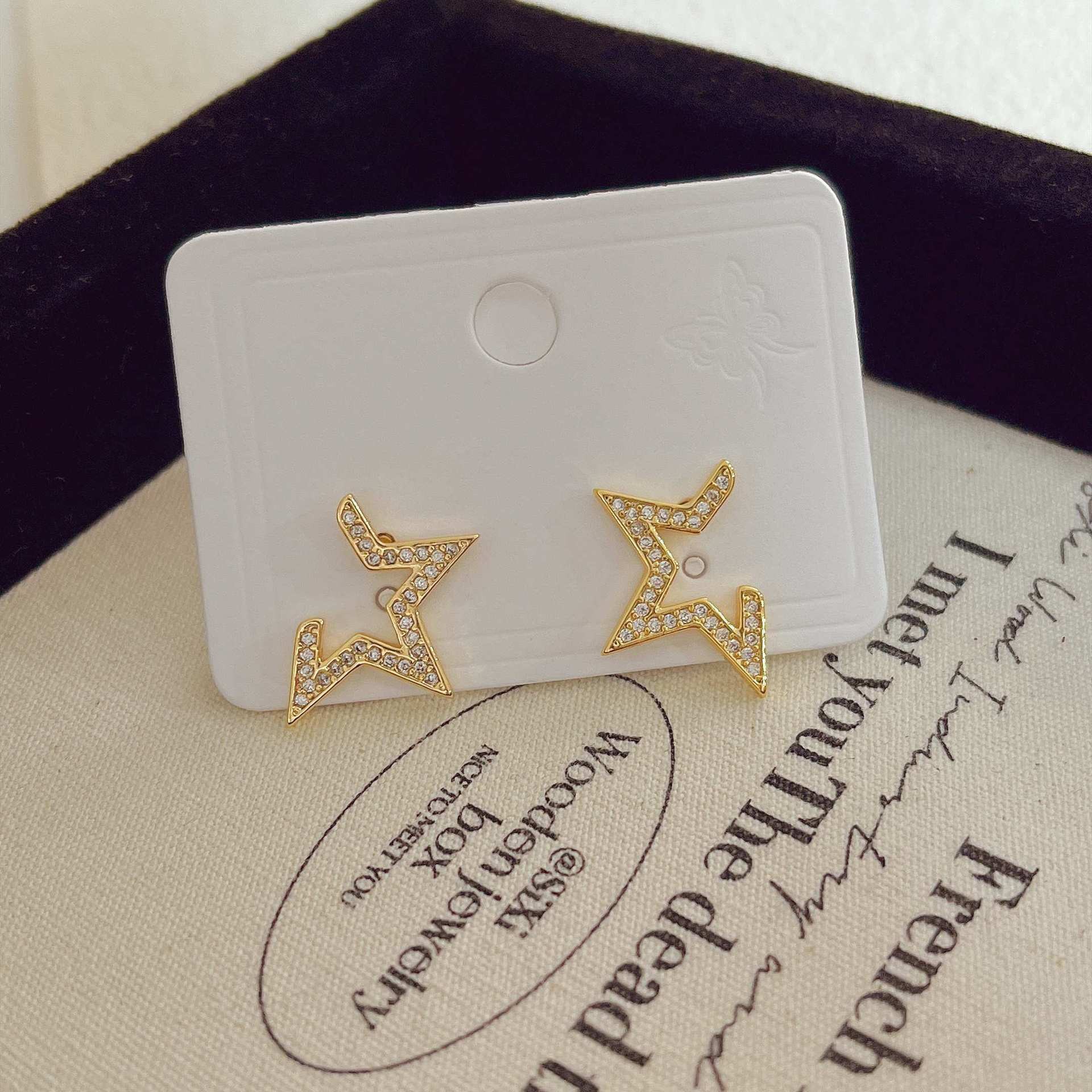 F8416 하프펜타그램 귀걸이