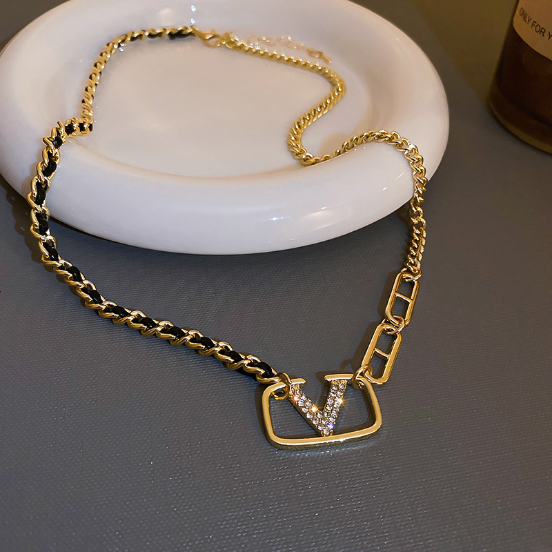 Fashion Heart Shape Pu Leather Handmade Womenu0027S Pendant Necklace 1 Piece