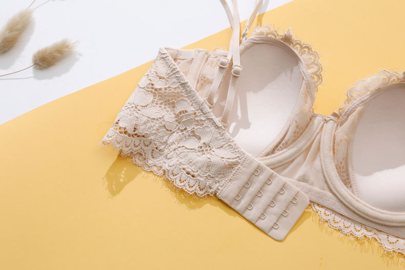 Sexy Wimpern, Spitze, Hasenohren, gerafft ohne Schultergurte, schöner Rücken, mehrere Tragemöglichkeiten, klein_voghion.com