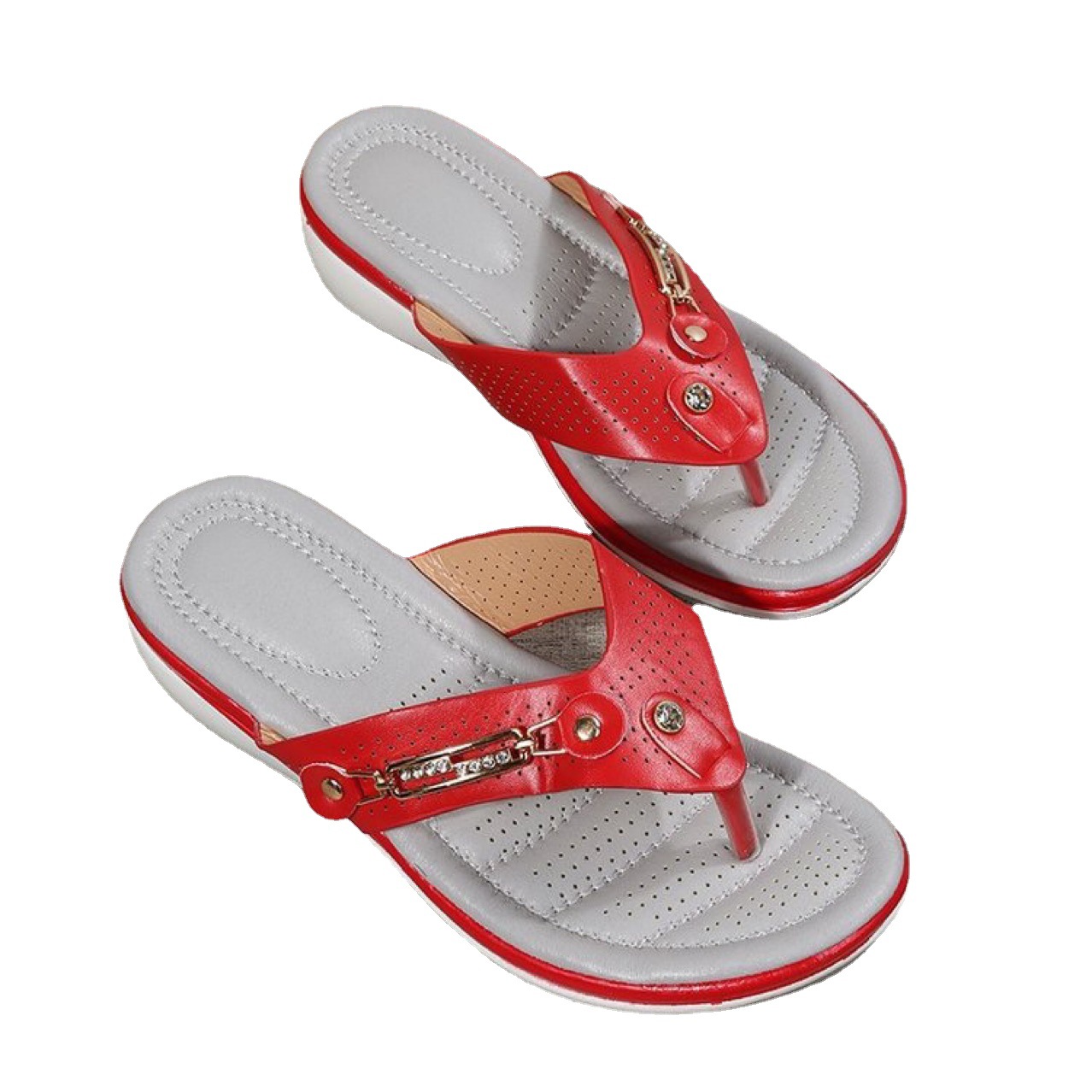 2022 Nuova spiaggia con bottoni in metallo per sandali da donna casual alla moda con tacco inclinato estivo_voghion.com