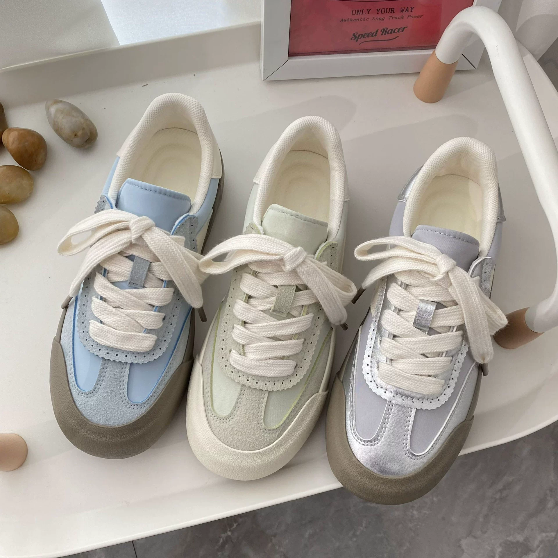 Summer white shoes, breathable footwear, sneakers for leisure, sports shoes, Korean style