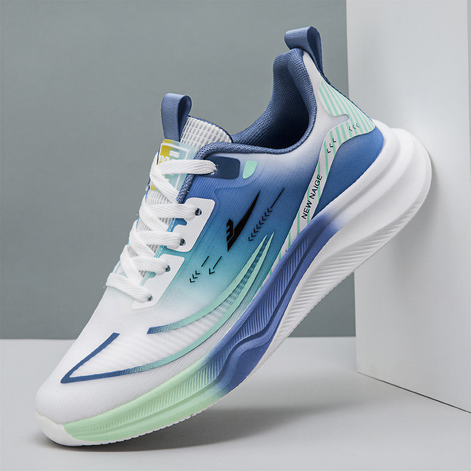 Zapatos de hombre, zapatos de malla transpirables, zapatos ligeros, zapatos de suela suave, tendencia, zapatos de carrera resistentes al desgaste, zapatos casuales al aire libre