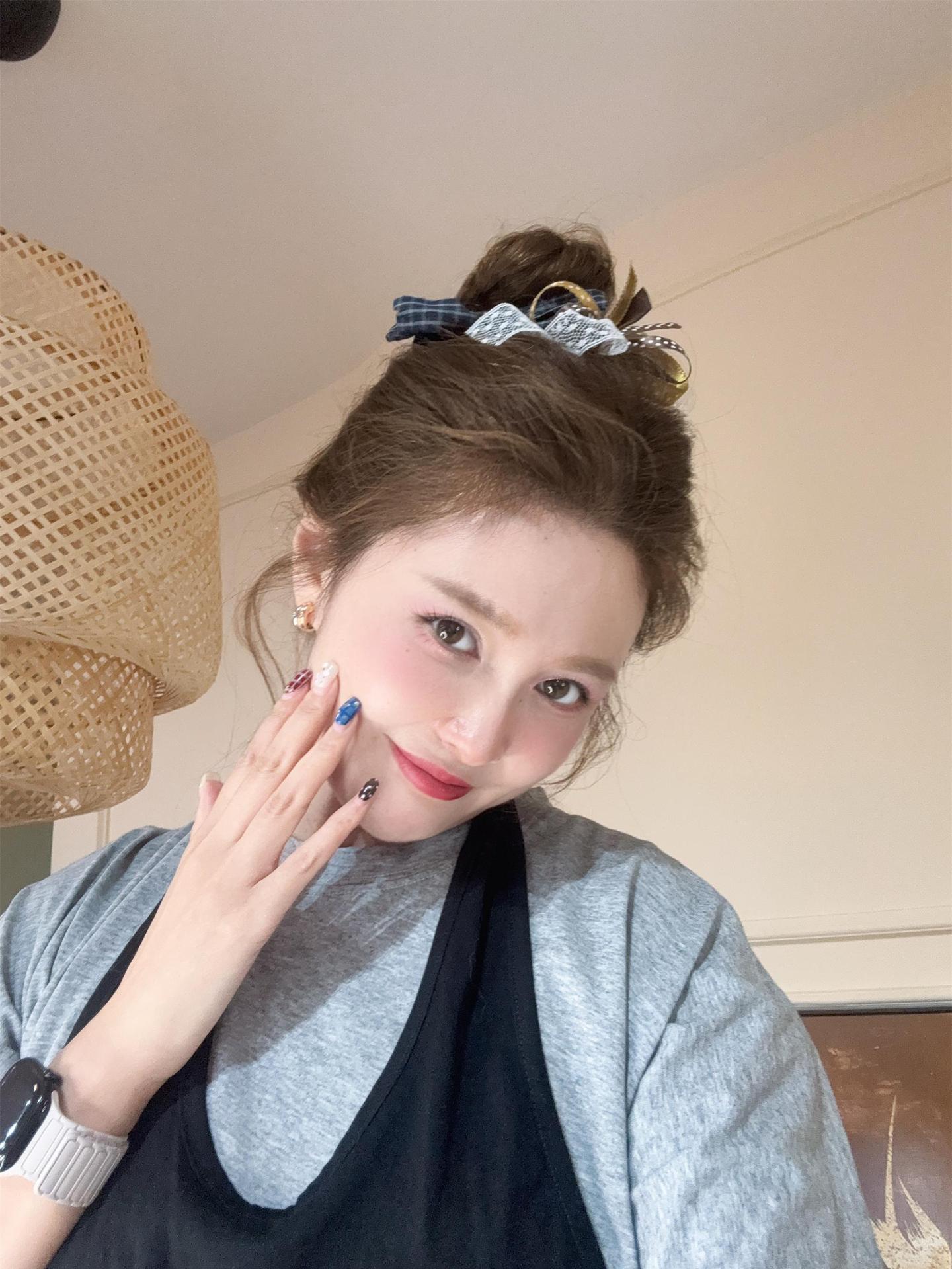 Youyijia stylish and unique double-layer bow hair tie, colorful polka dot plaid, girl's ponytail hair accessory