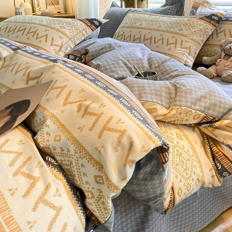 Cama de otoño e invierno cepillada simple de cuatro piezas 2024 nueva funda de edredón sábana algodón algodón ropa de cama combinación de ropa de cama