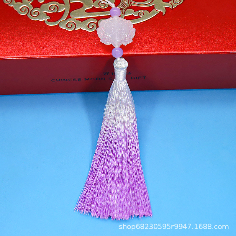 White Jade Lotus Gradient Tassel [Light Purple] 1 piece