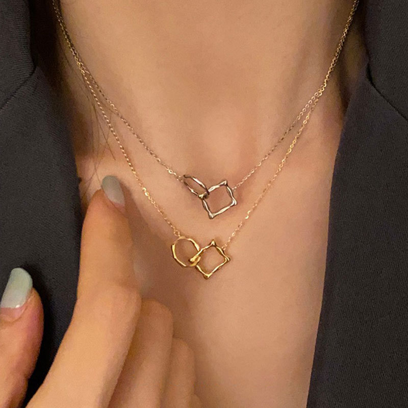 2021 new Korean geometric hollow square and circle interlocking copper clavicle chain