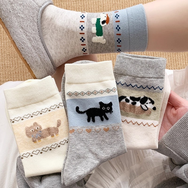 Spring and Autumn Socks Women's Retro Mid-Calf Socks Students Cute Cartoon Cats and Dogs Jacquard Flocking Boneless Socks