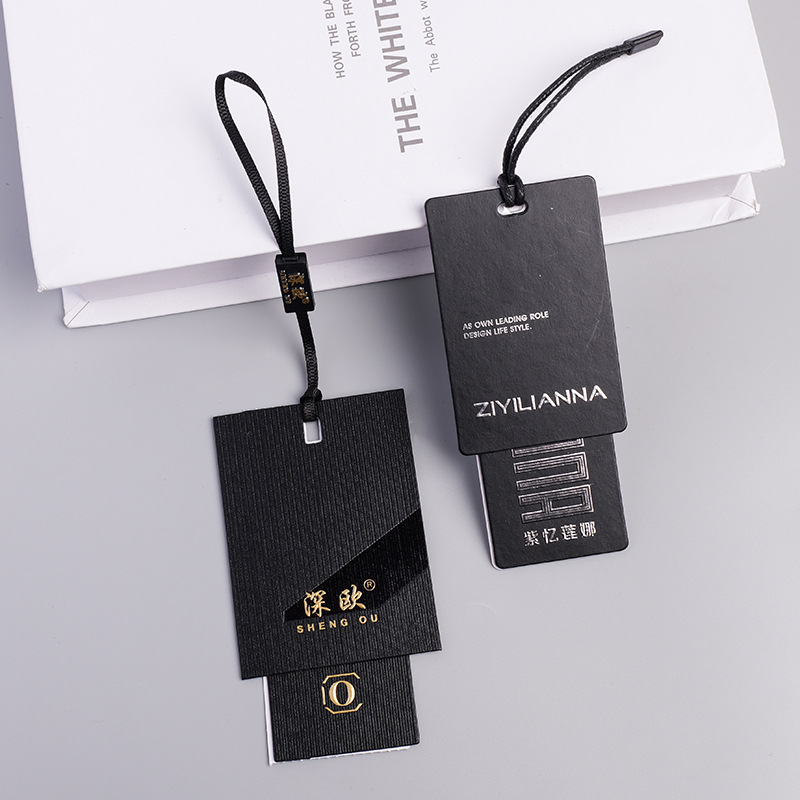 厂商批发服装烫金吊牌定做特种纸男女装黑卡纸吊卡挂牌定制定制