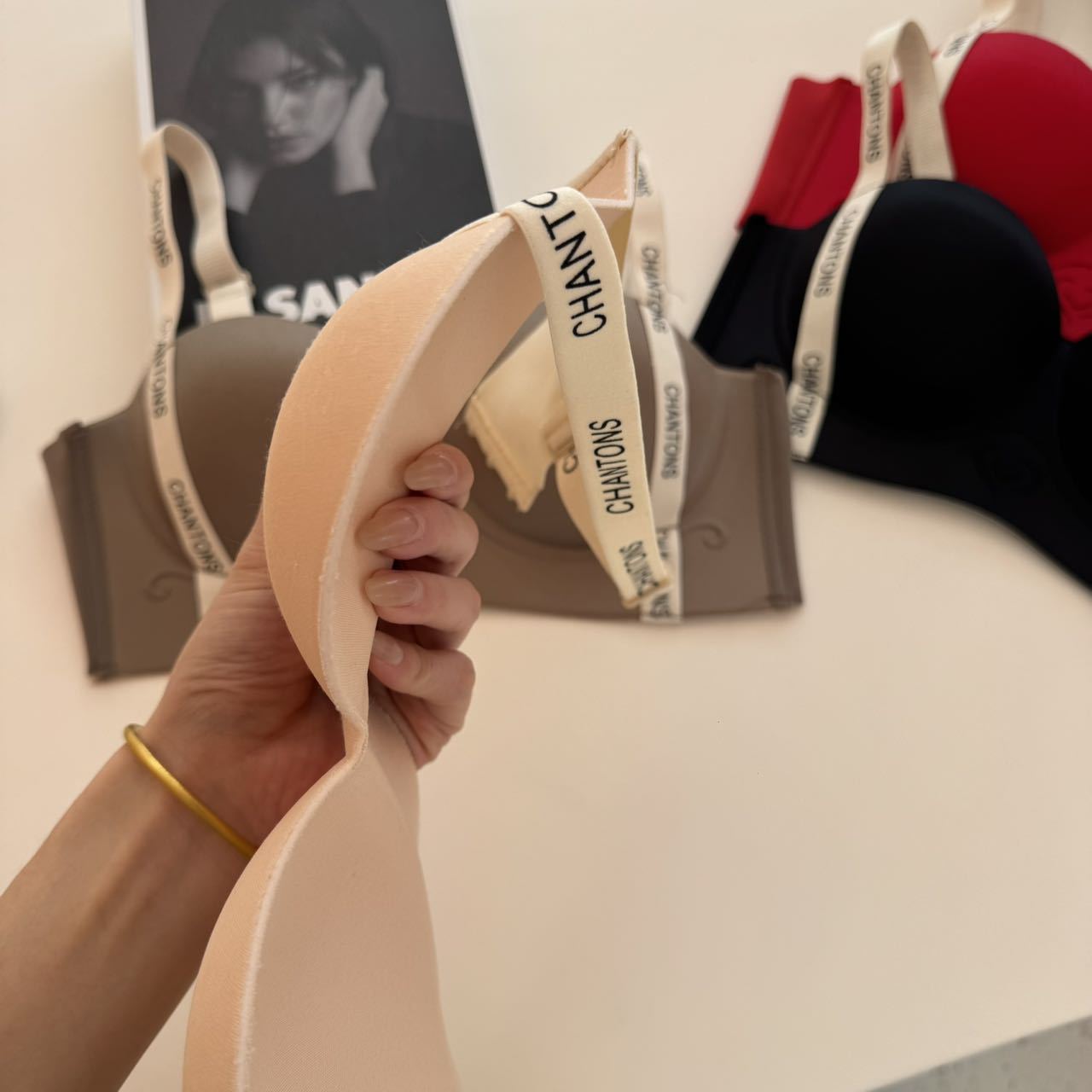 Ventas directas de fábrica comercio electrónico transfronterizo Sudeste de Asia Vietnam Tailandia damas burbujas encaje pecho pequeño recogido sujetador Tovin