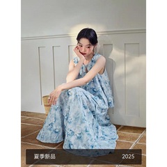 碎花无袖背心上衣半裙两件套装25初夏穿搭新款女晕染半身裙蓝