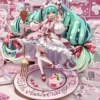 Случайная отправка 1–2 шт., 9 вариантов на фото, фигурка Hatsune Miku, минимум 20 см, цветная коробка