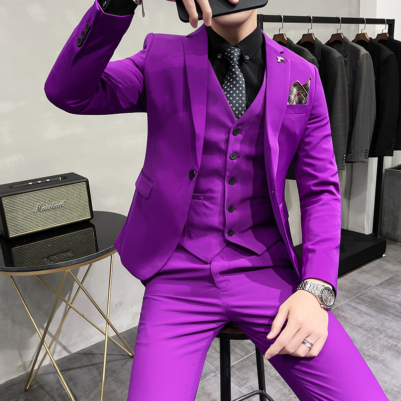 Venta al por mayor de nuevos productos traje de color sólido para hombre 2025 moda casual traje azul delgado coreano para hombre en stock