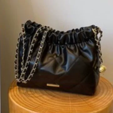 Soft Leather Large Capacity Fashionable Pleated Chain Shoulder Bag 2024 Summer New Style Western Style Casual Bag Strap Crossbody Bag
