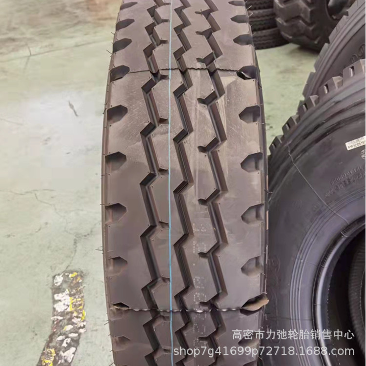 1200R20钢丝胎新三线花纹加深重载耐磨自卸车翻斗车轮胎1200R20