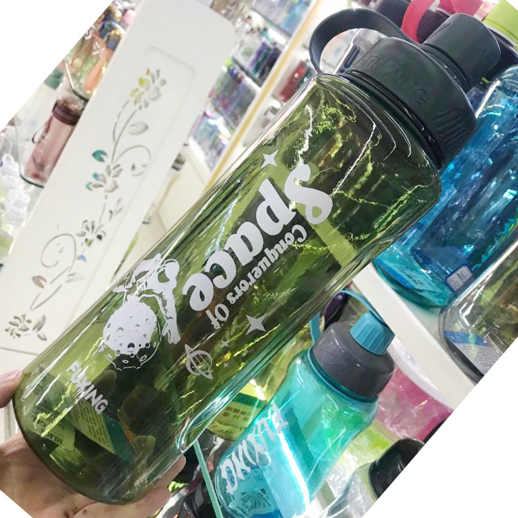 Taza de espacio de verano de gran capacidad deportes hervidor hombres y mujeres estudiantes taza de té de plástico taza de regalo del cliente