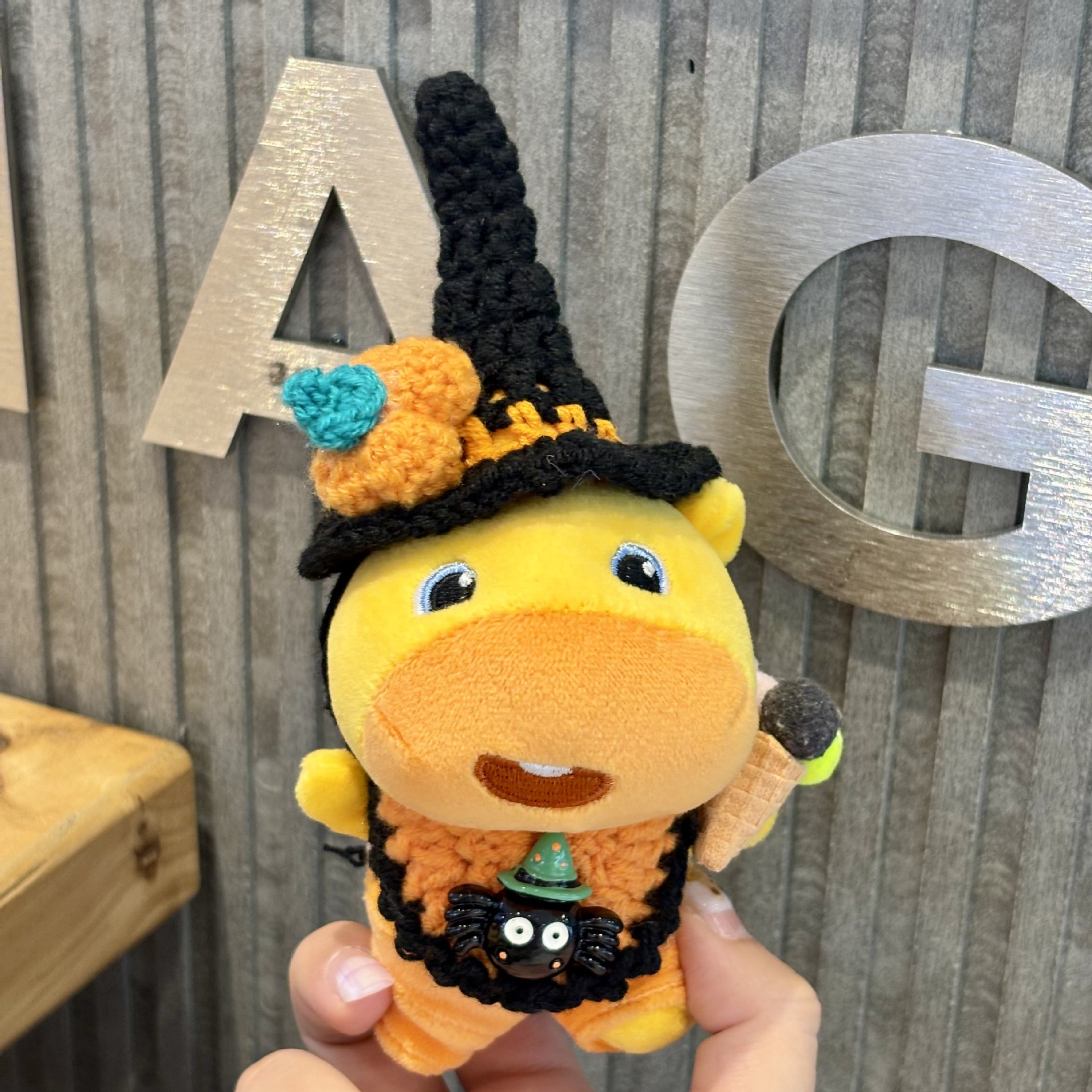 Halloween costume #1 + ice cream lulu