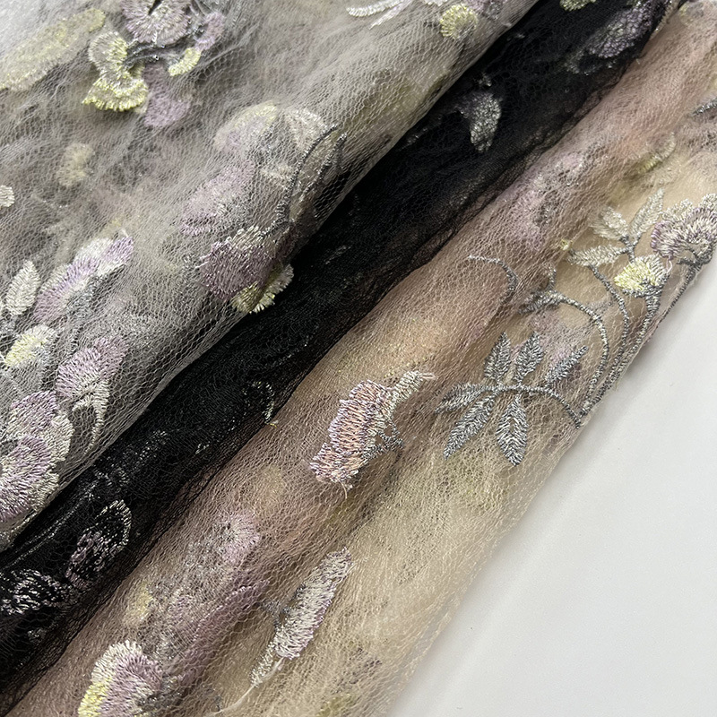 网纱绣花水溶蕾丝面料 服装连衣裙蕾 丝刺绣蕾丝花朵布料