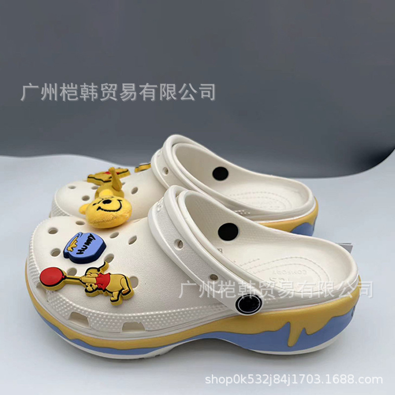 Cross Cloud Transfer / Smurfs / Winnie the Pooh Hole Shoes Mujeres Tacones Mejores Zapatos de playa al aire libre