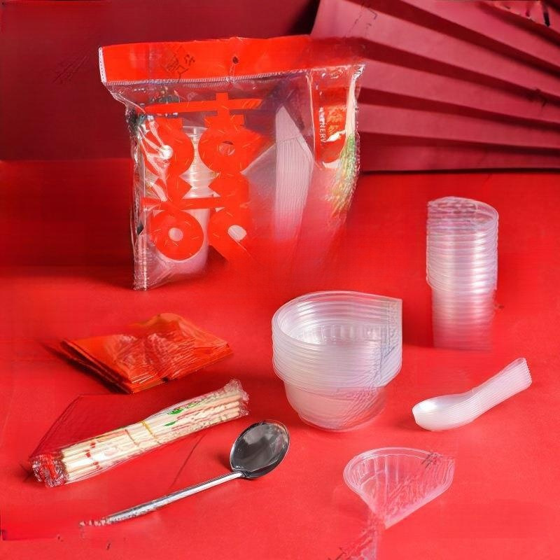 一次性餐具套装酒席碗筷套装结婚家用商用烧烤外卖加厚水晶人份
